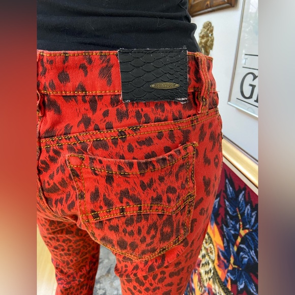 Orangish-Red Skinny Jeans with Black Leopard Spots - Picture 9 of 11